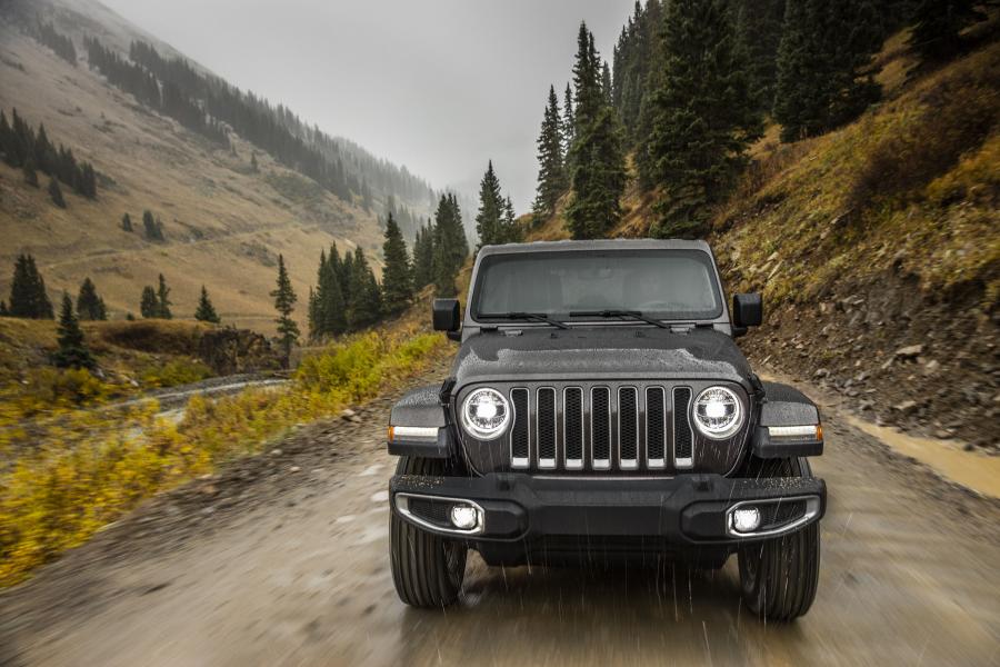  Jeep Wrangler Unlimited Sahara (JL) 2018 года  (NA) (фото 43 из 52)